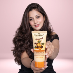 TG True Girls Natural Apricot Scrub – Gentle Exfoliation for Smooth & Glowing Skin